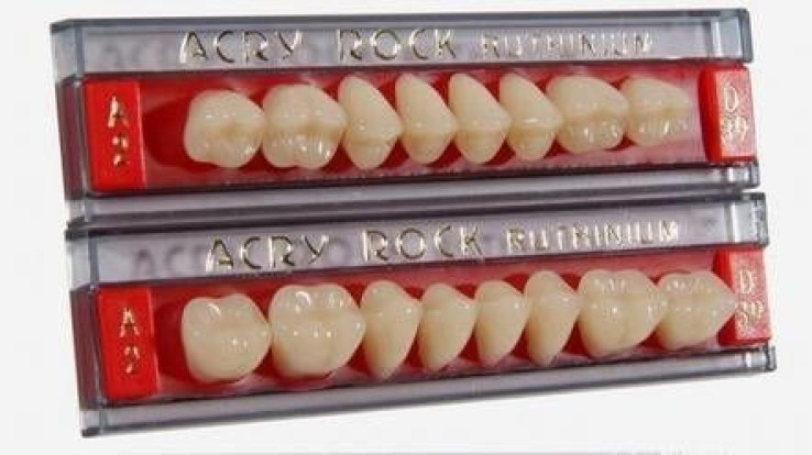 Зубы АкриРок Acry Rock 28 шт. / Италия